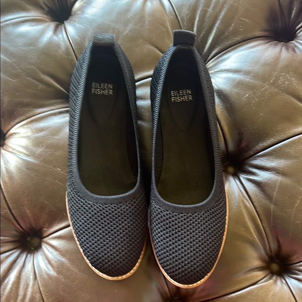 Eileen Fisher Black Flats Slip-On Comfort